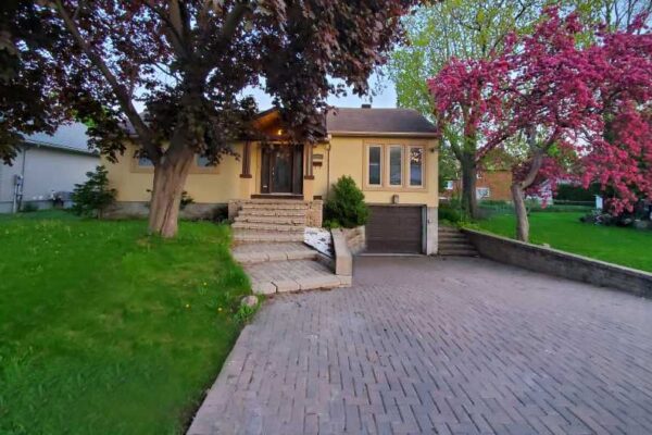 House for Rent in Ottawa